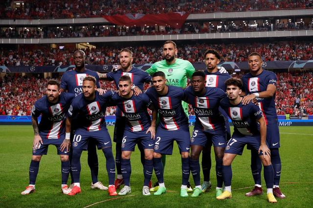 巴黎圣日耳曼：从低谷到欧冠之巅的逆袭传奇